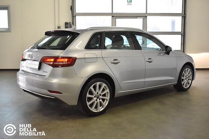 AUDI A3 SPB 1.4 TFSI S tronic g-tron Design